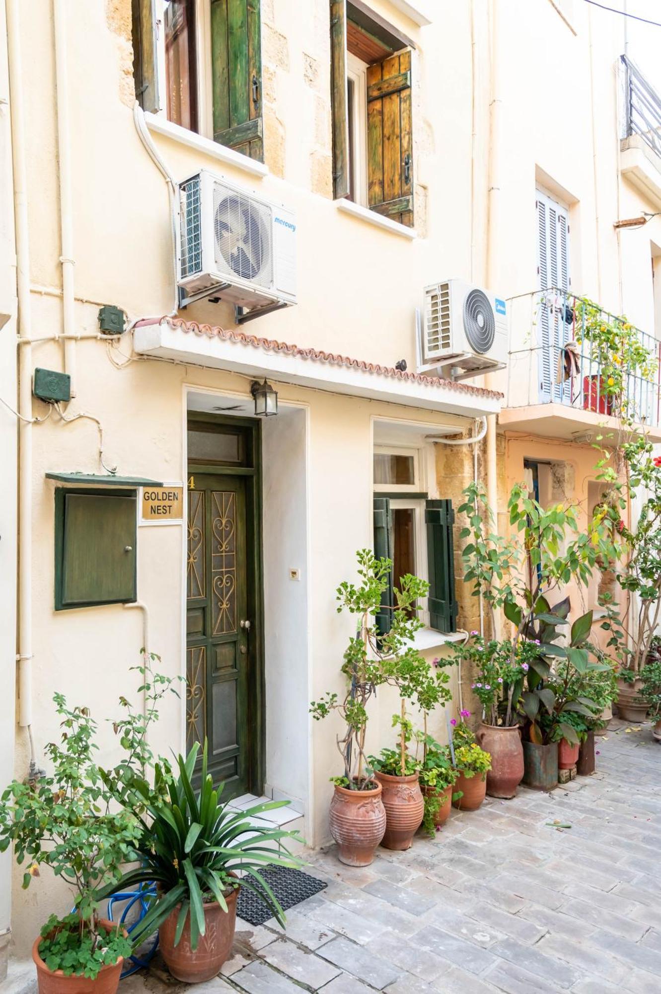 Golden Nest Ferienhaus