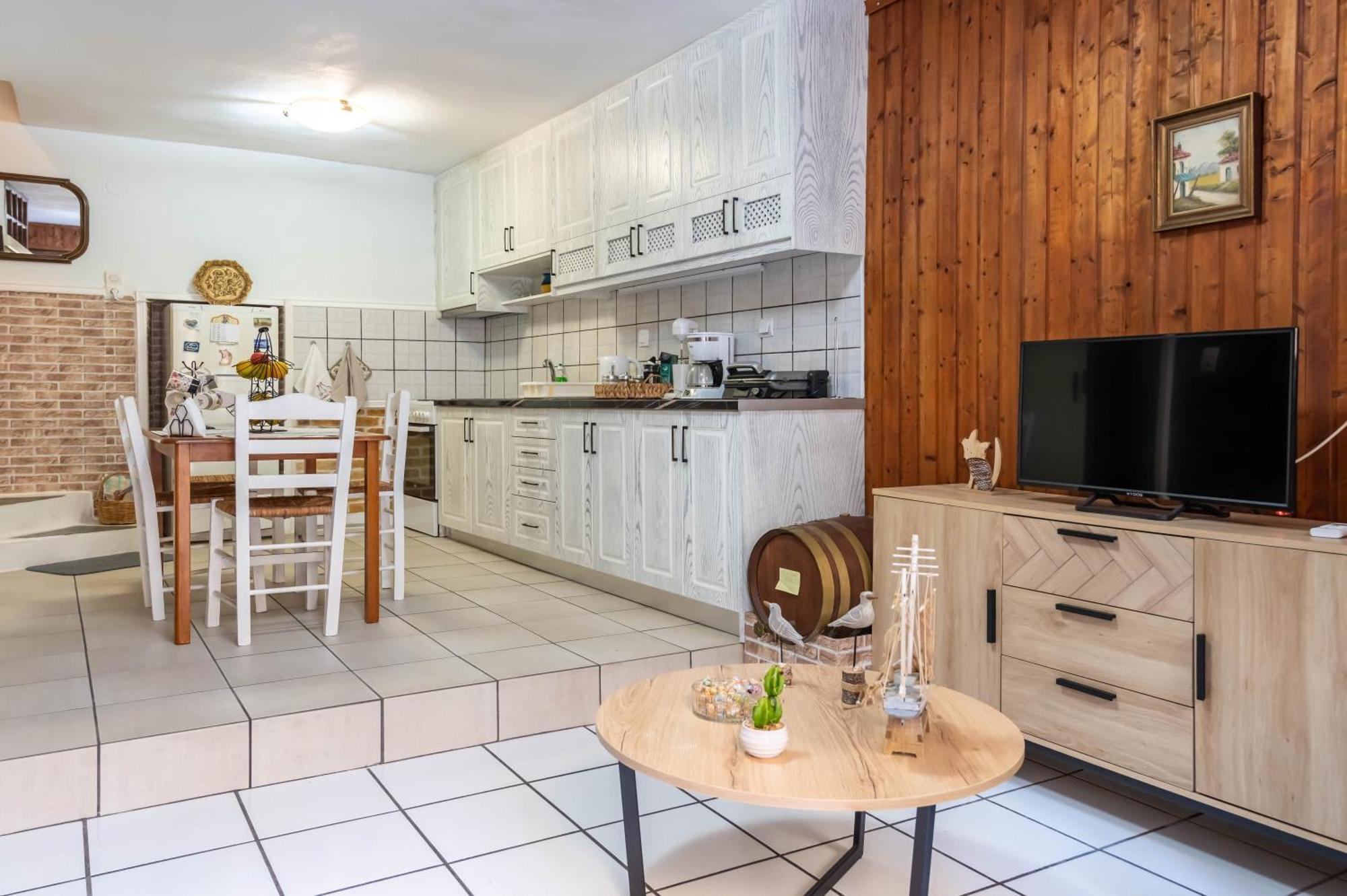 Golden Nest * La Canea